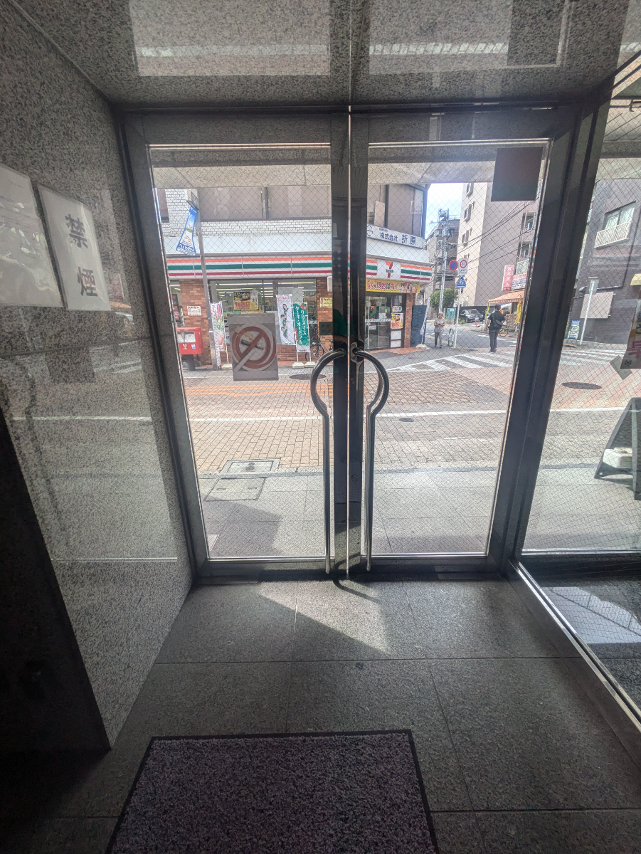 v20251016150710/fresh/building/J00100389197_9