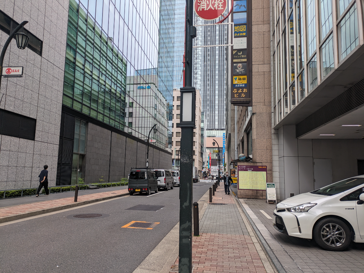 v20251019150703/fresh/building/J00100358329_13