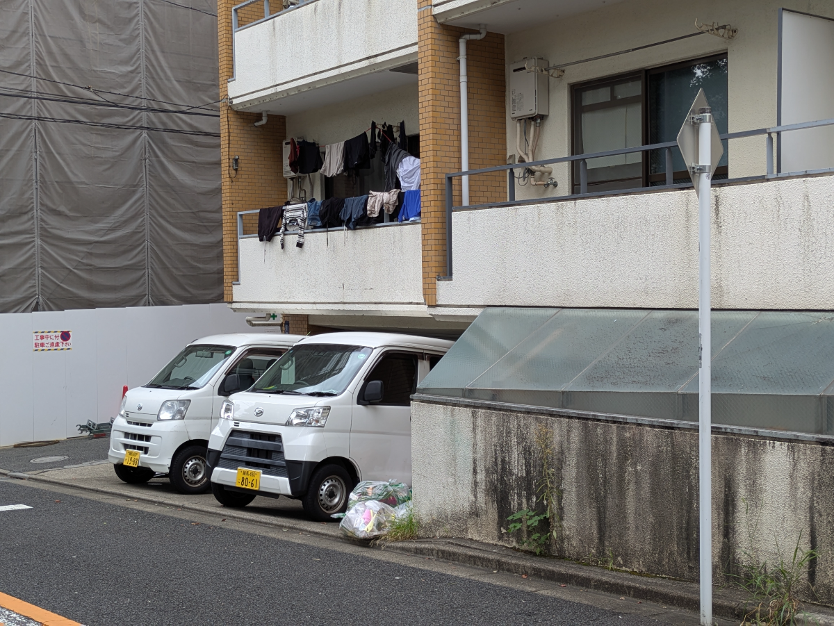 v20251019150703/fresh/building/J00100361153_11