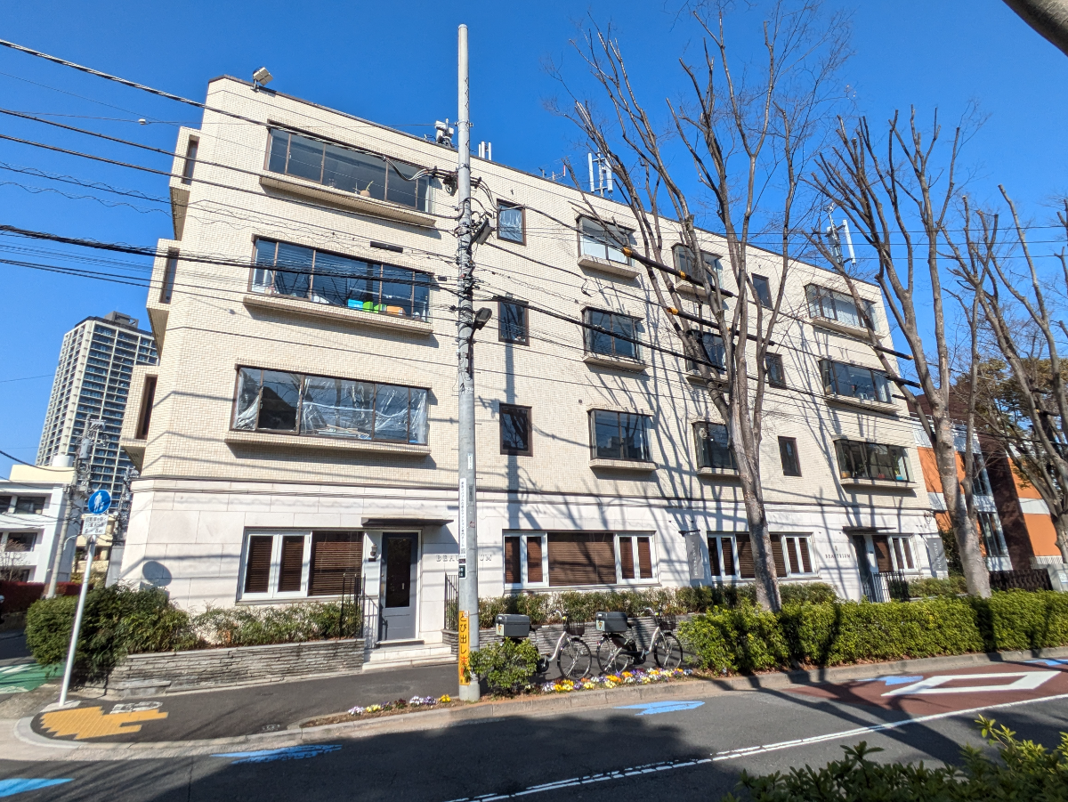 v20251024150704/fresh/building/J00100357111_13