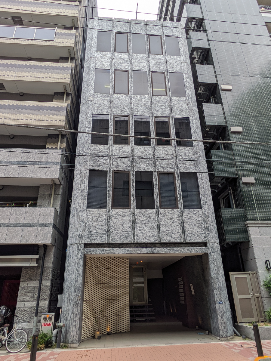 v20251025150703/fresh/building/J00100358326_14