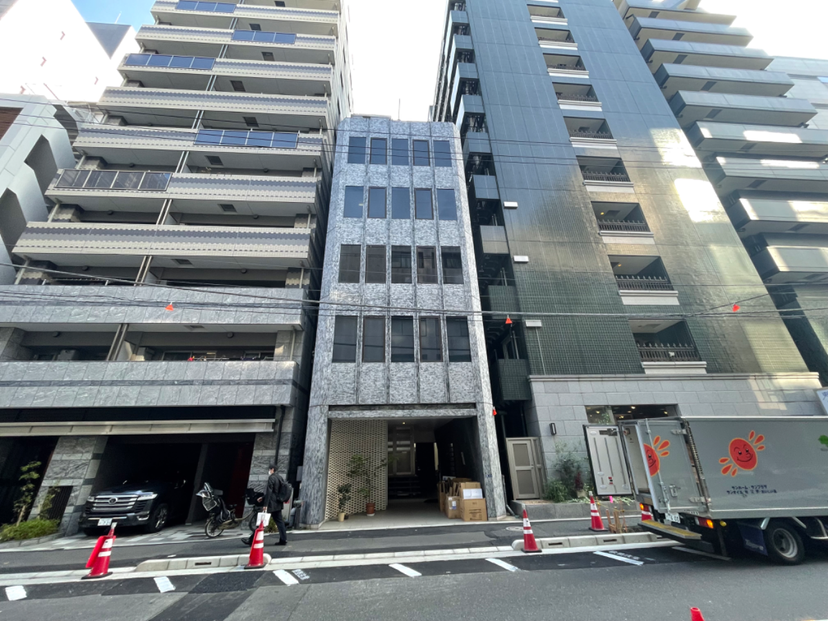 v20251025150703/fresh/building/J00100358326_5