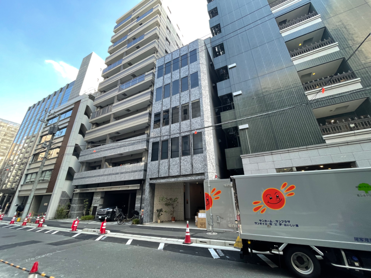 v20251025150703/fresh/building/J00100358326_6