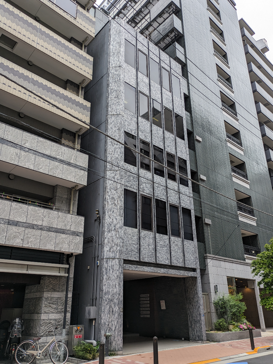 v20251025150703/fresh/building/J00100358326_7
