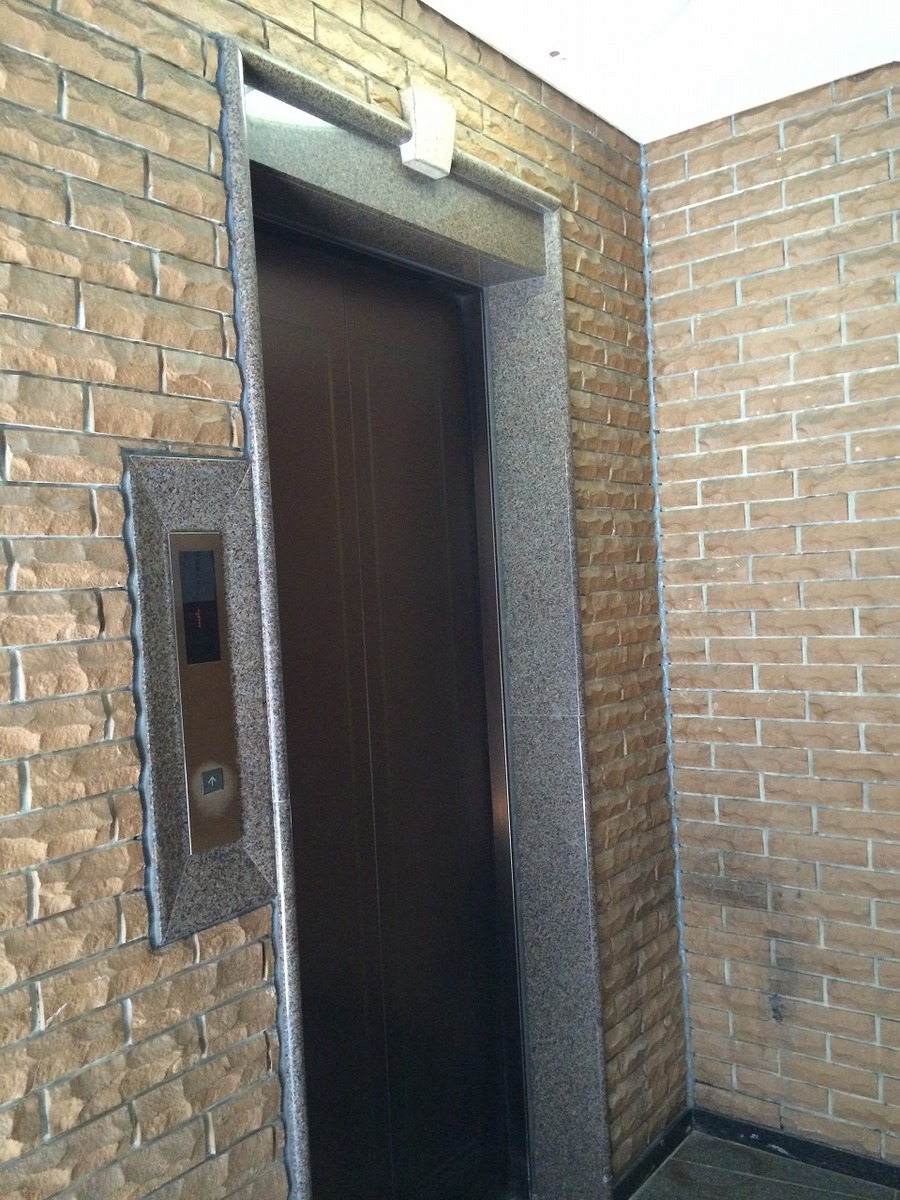 v20251101100342/fresh/building/J00100360721_4