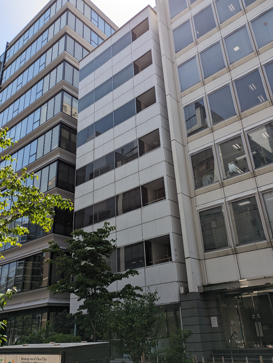 v20251106150802/fresh/building/J00100382824_15
