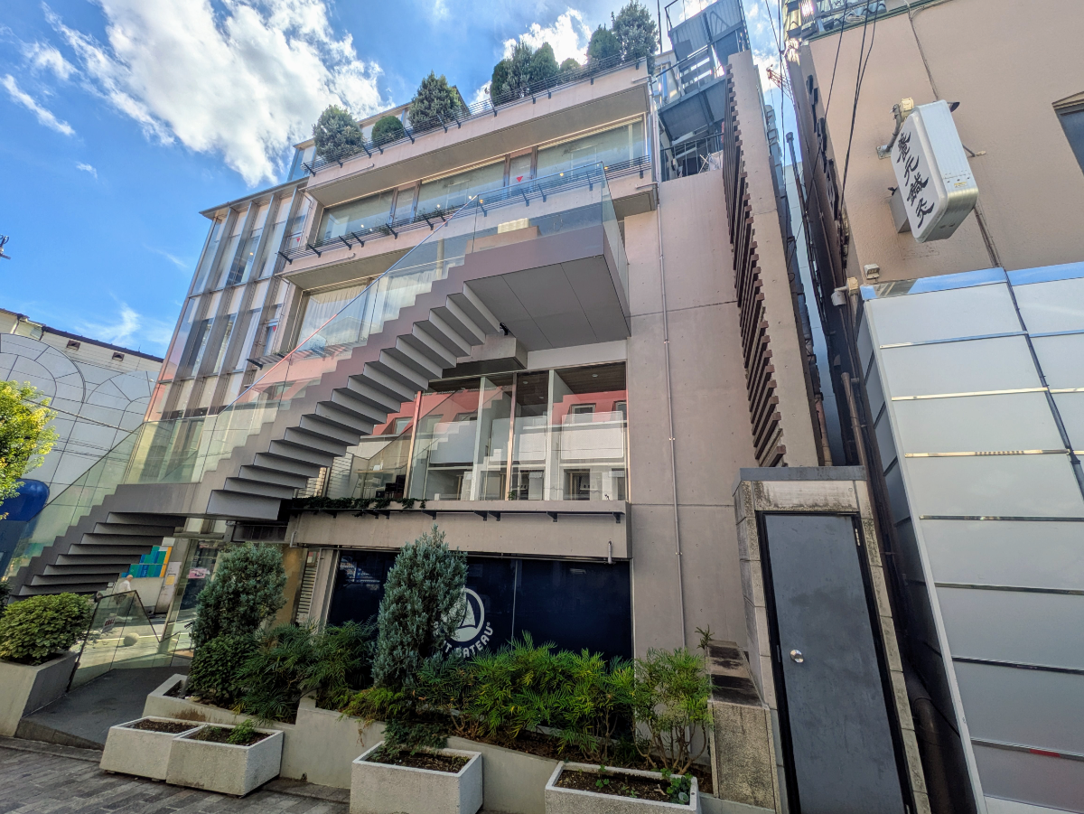 v20251114150803/fresh/building/J00100358739_13
