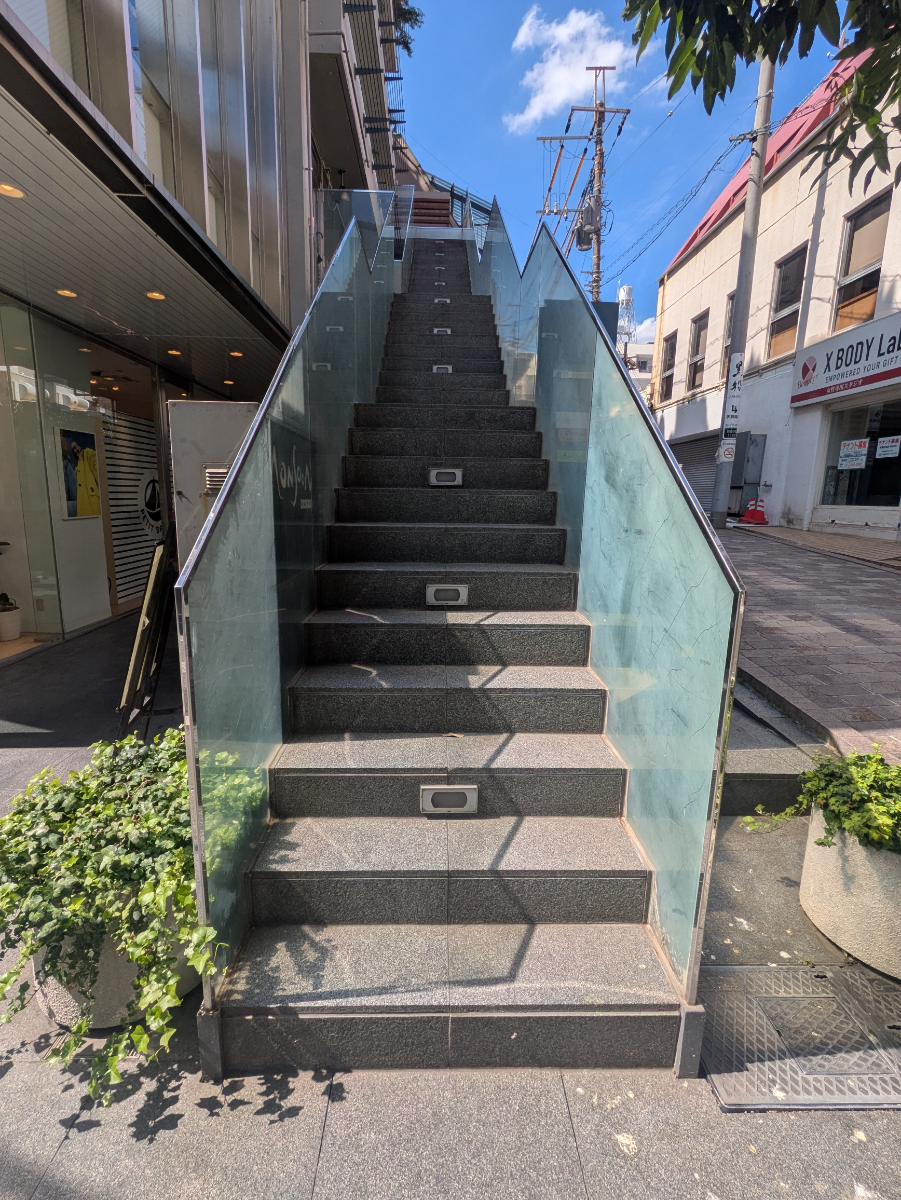 v20251114150803/fresh/building/J00100358739_8