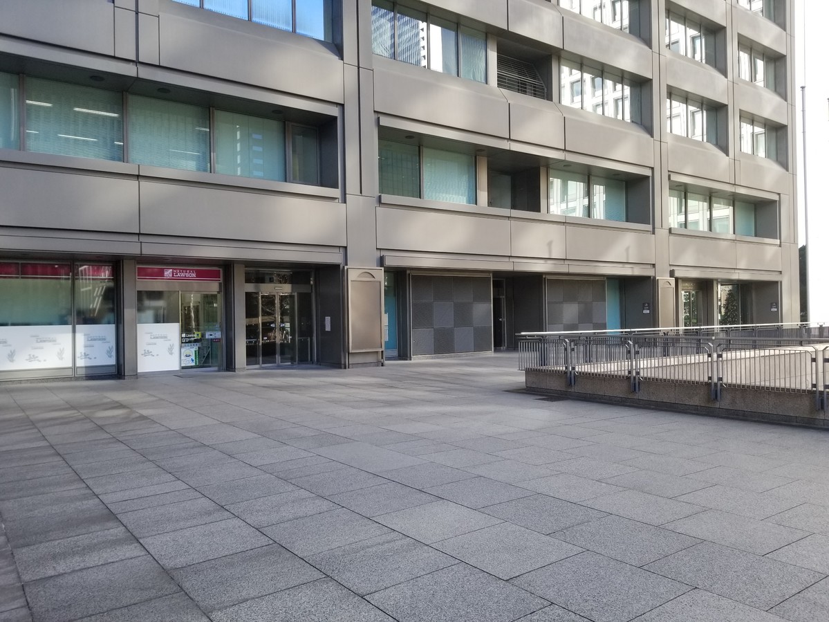 v20251114150803/fresh/building/J00100382273_3