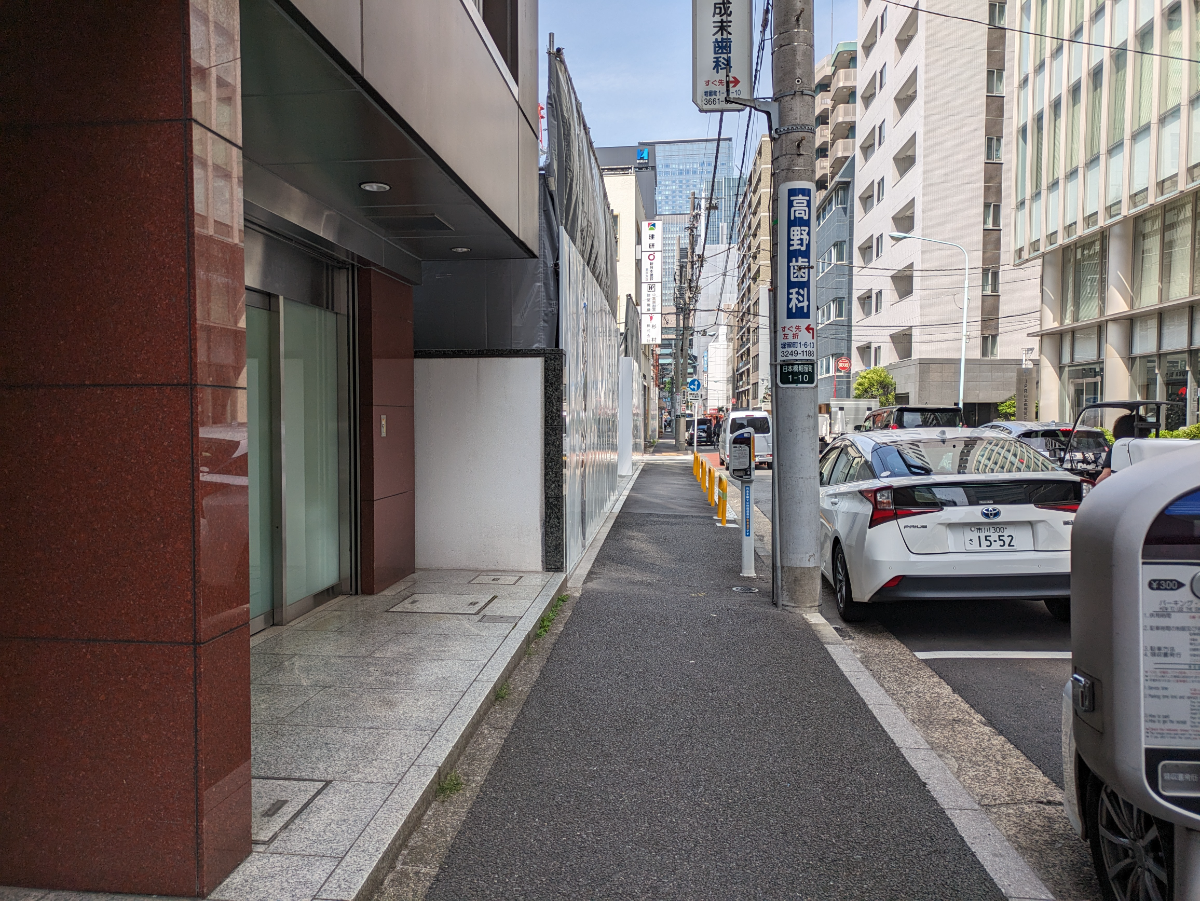v20251114150803/fresh/building/J00100392548_15