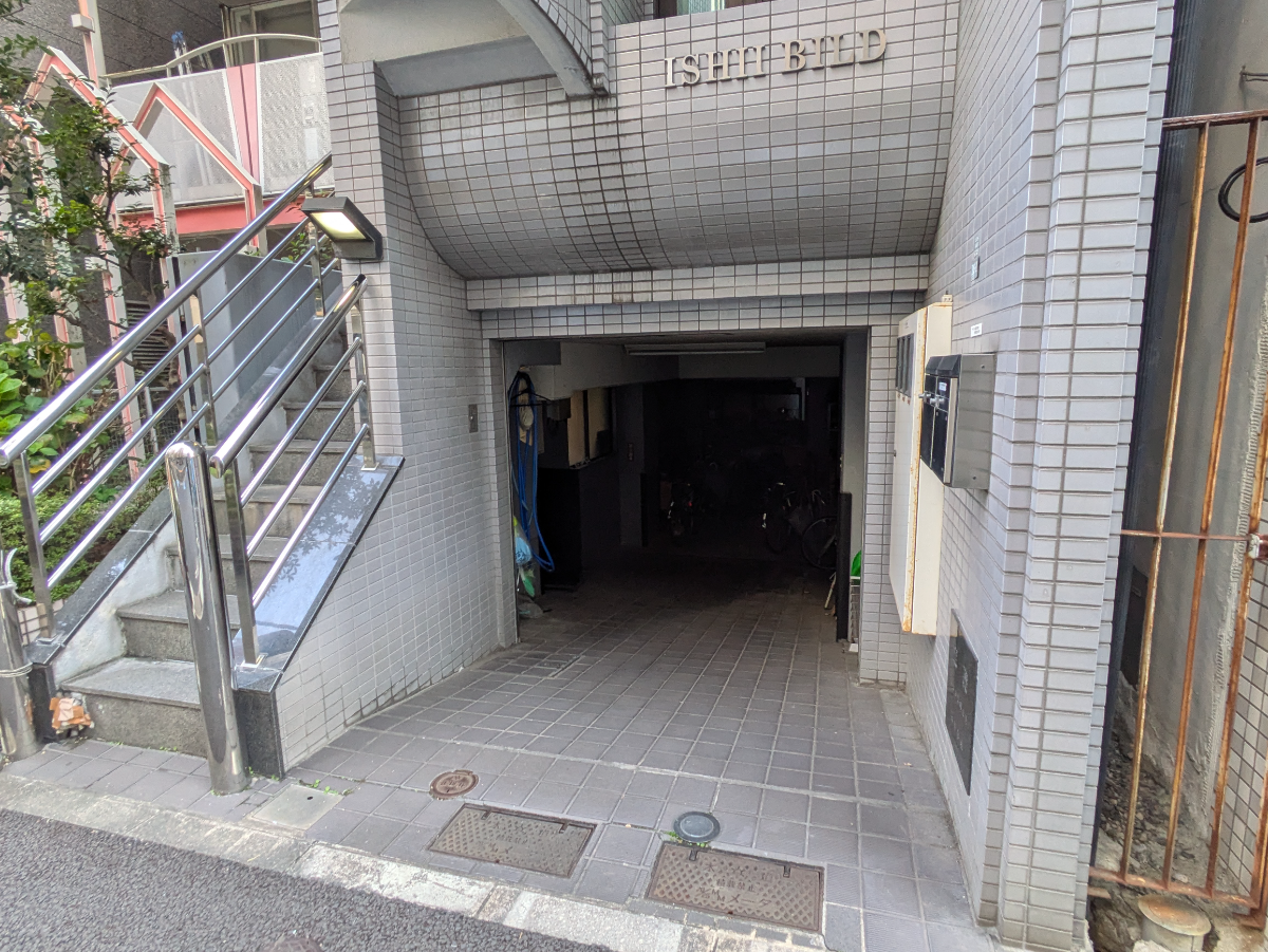 v20251212150907/fresh/building/J00100360572_10