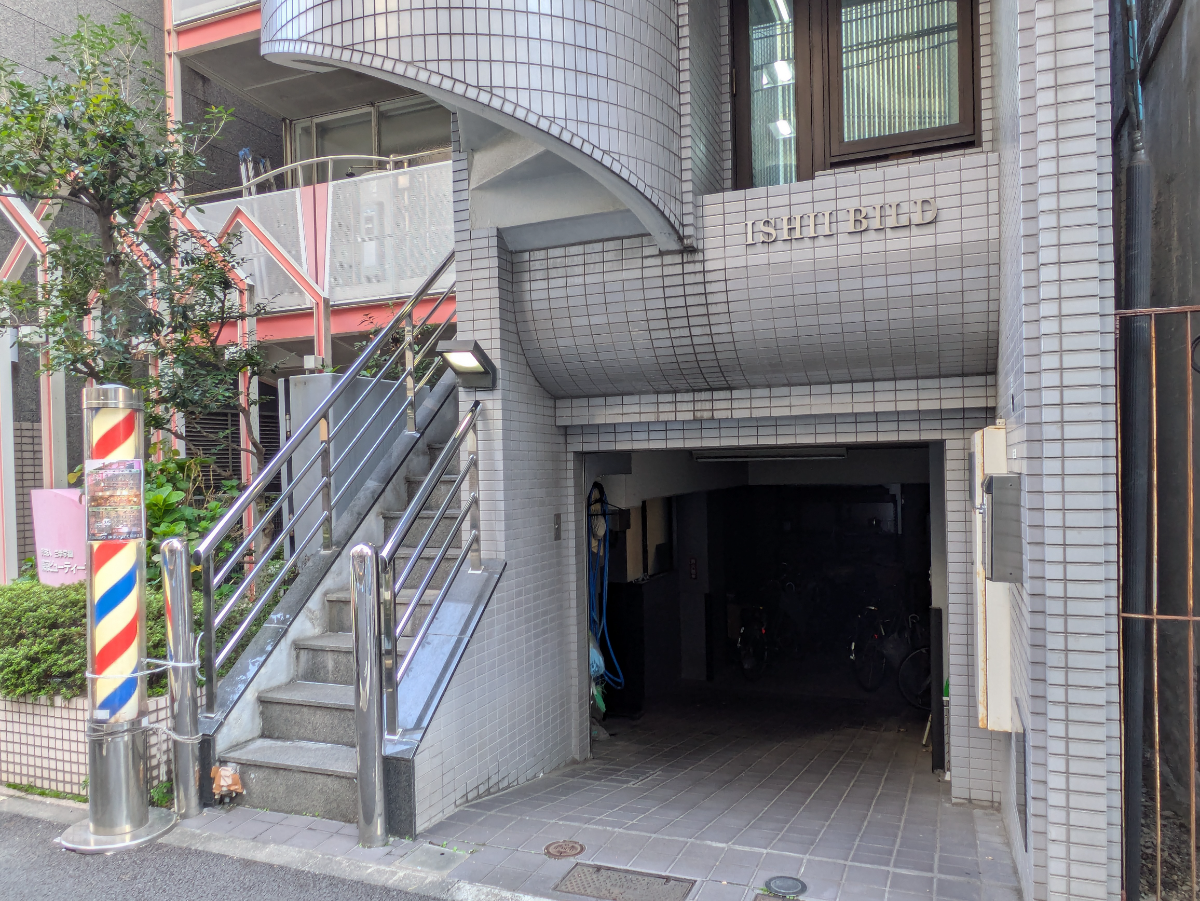 v20251212150907/fresh/building/J00100360572_14