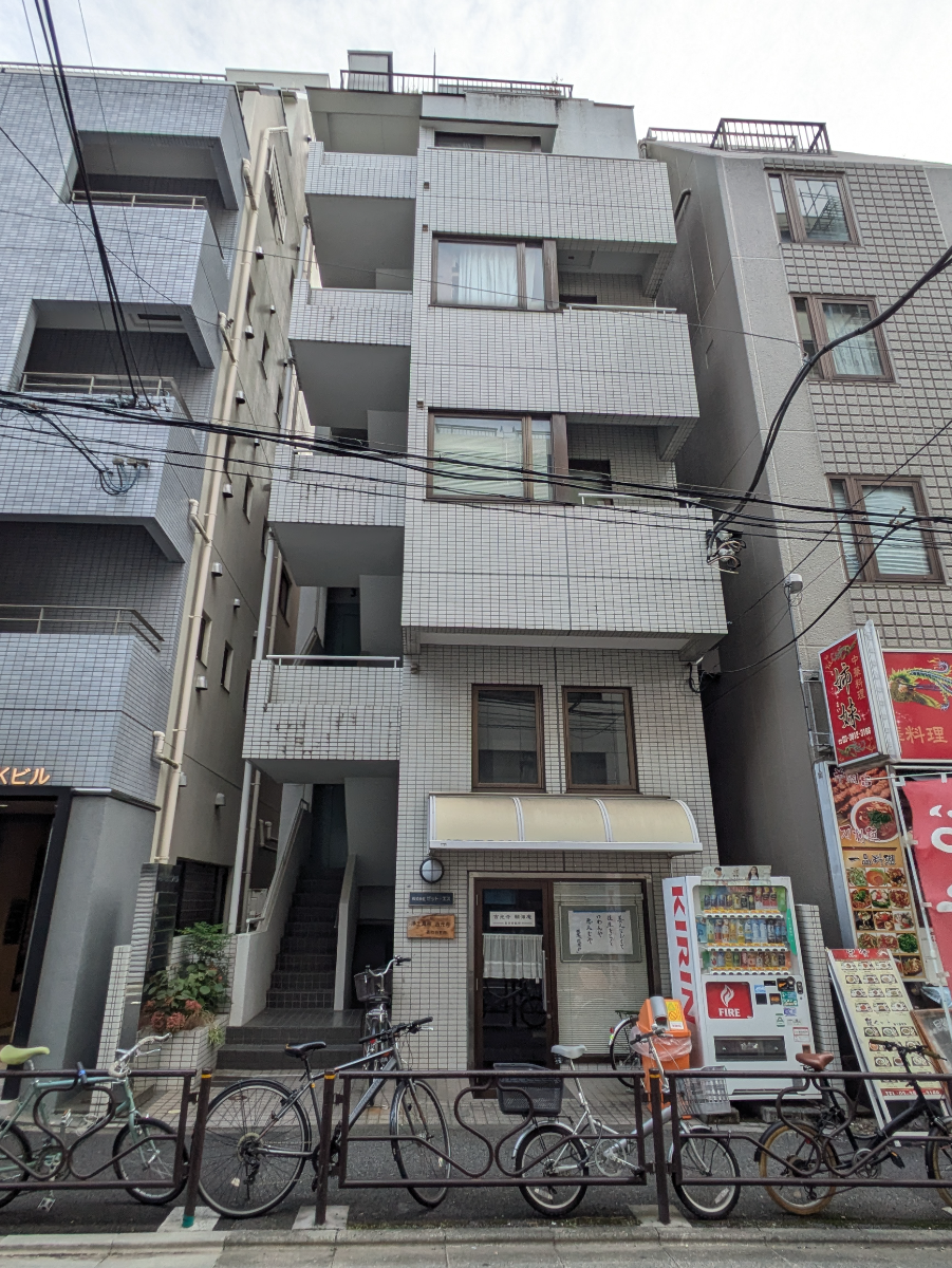 v20251212150907/fresh/building/J00100405918_5