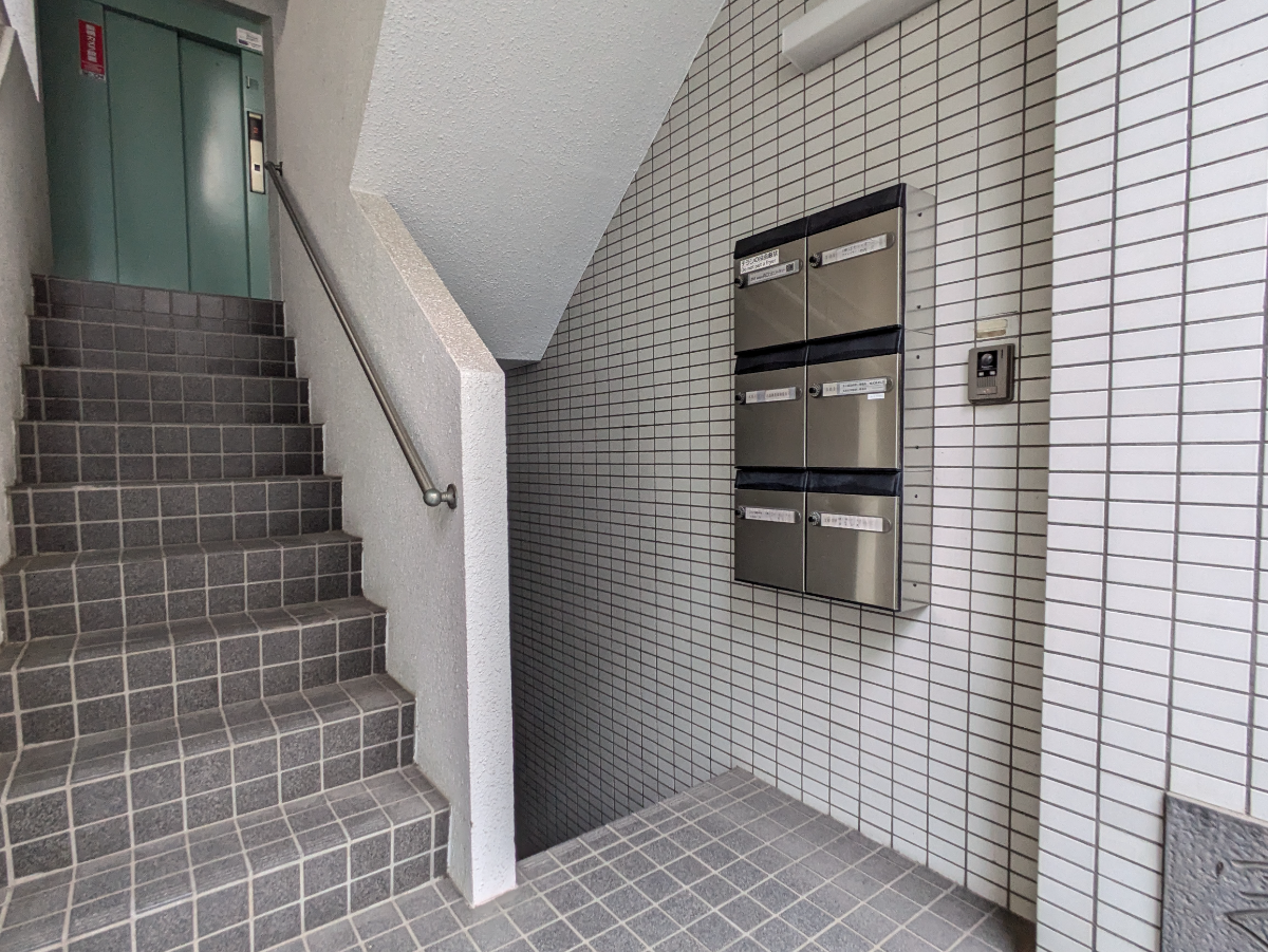 v20251212150907/fresh/building/J00100405918_8