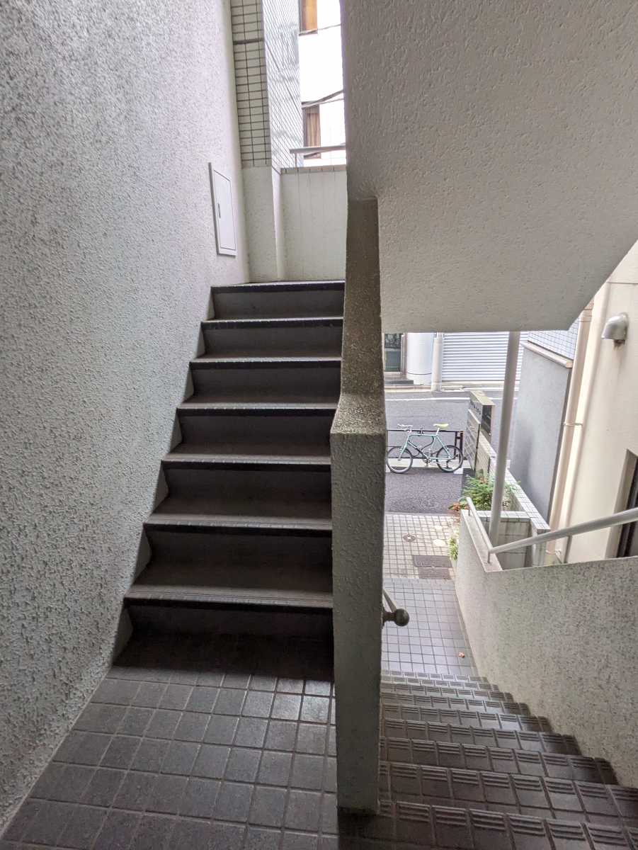 v20251212150907/fresh/building/J00100405918_9