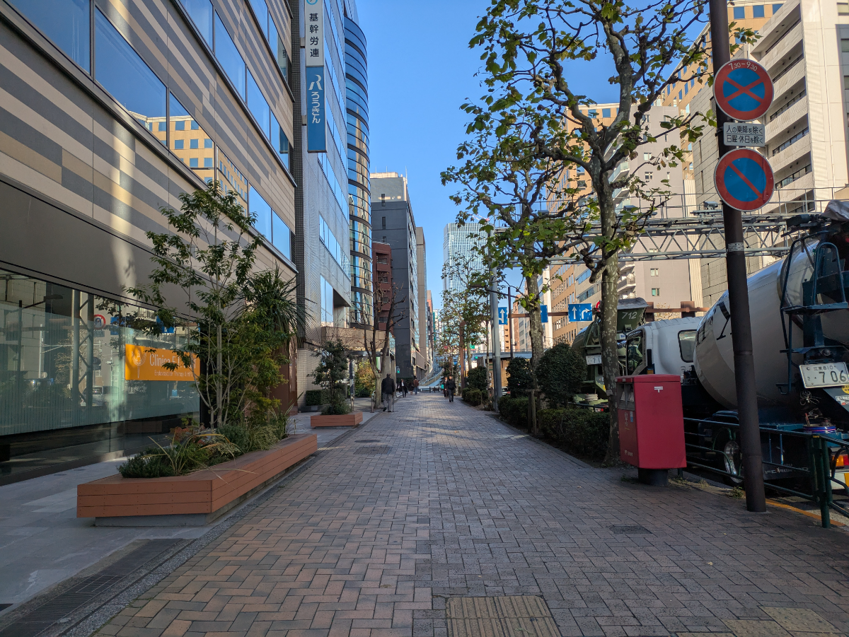 v20260109150803/fresh/building/J00100385900_2