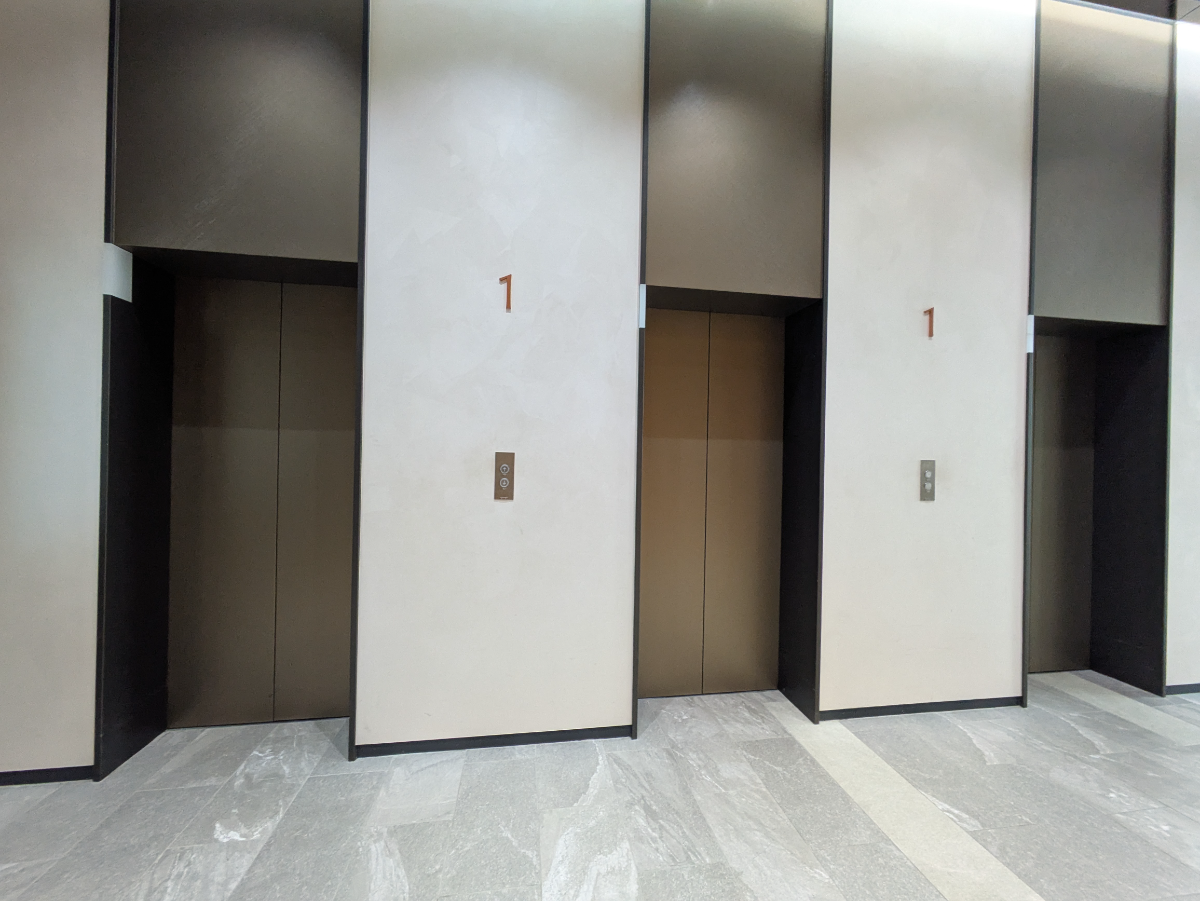 v20260109150803/fresh/building/J00100385900_4