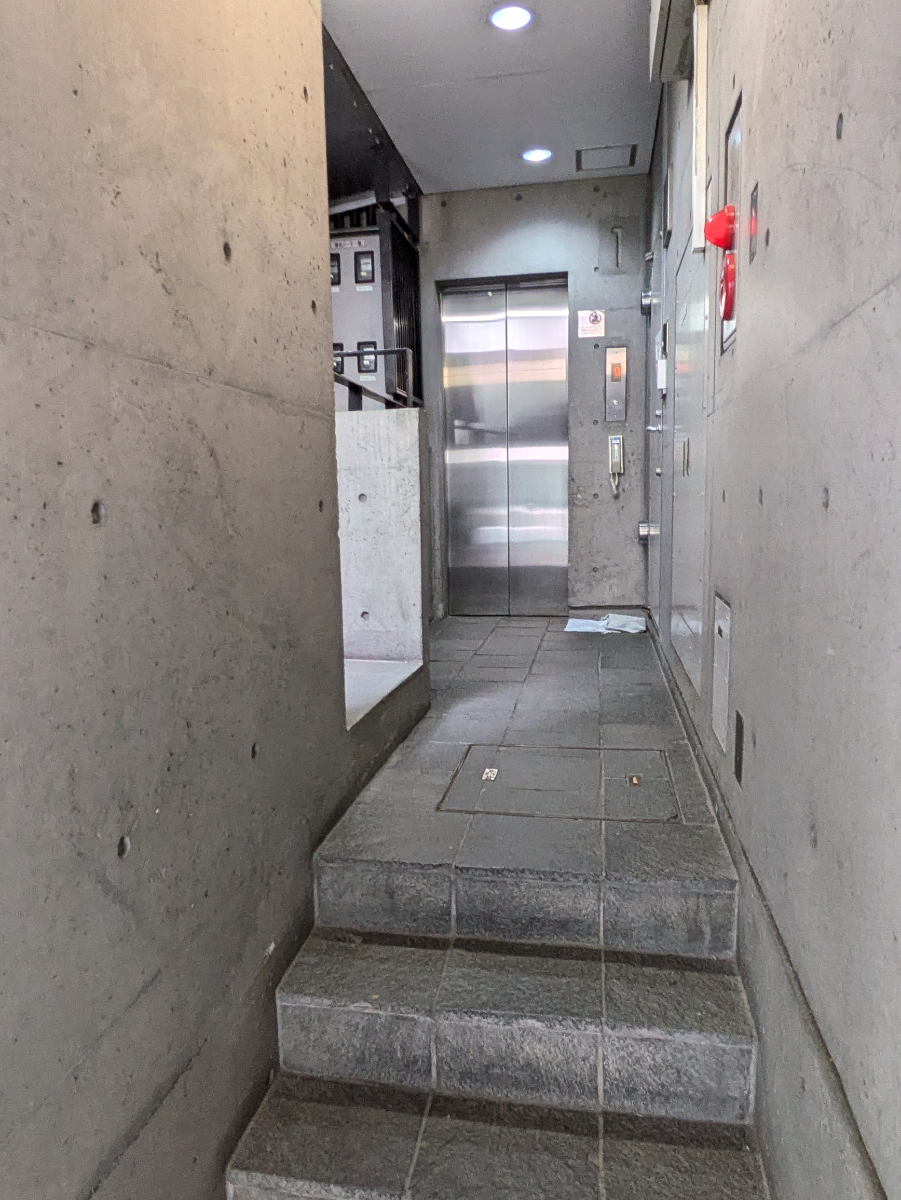 v20260126151127/fresh/building/J00100369904_16