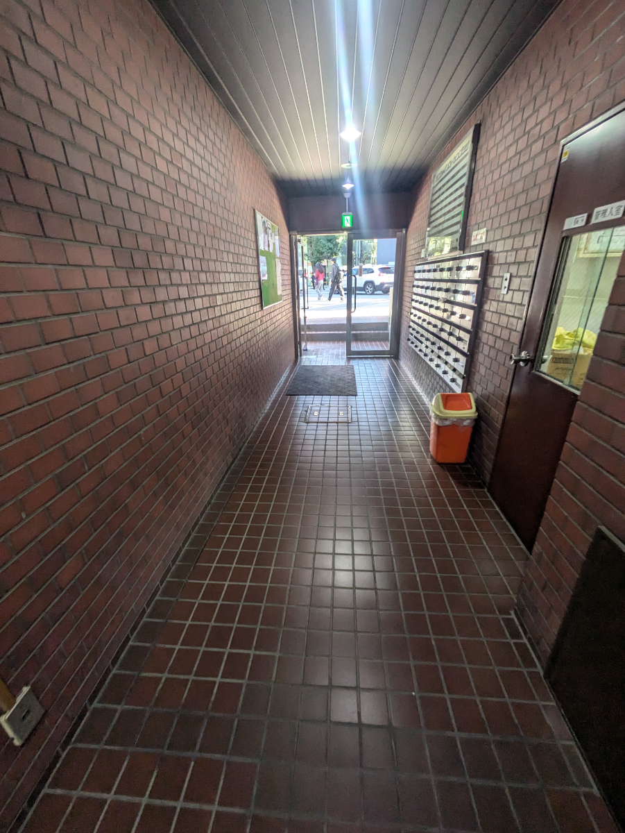 v20260208150757/fresh/building/J00100358528_9
