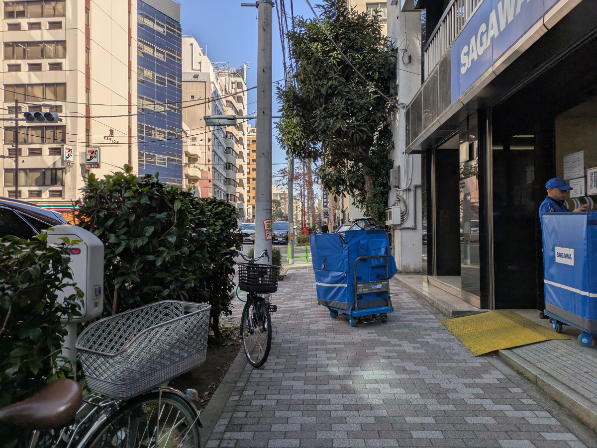 v20260209151136/fresh/building/J00100382335_15