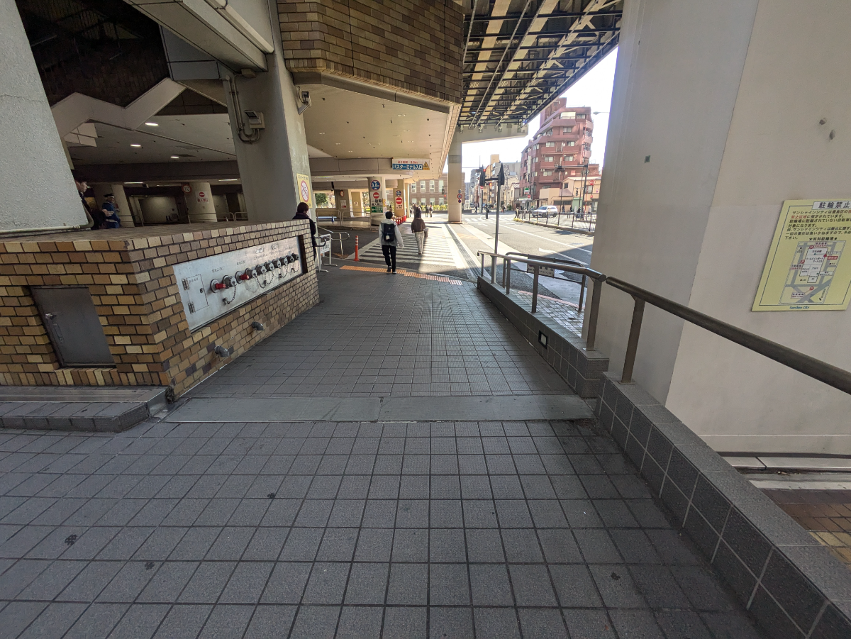 v20260225150906/fresh/building/J00100358256_13