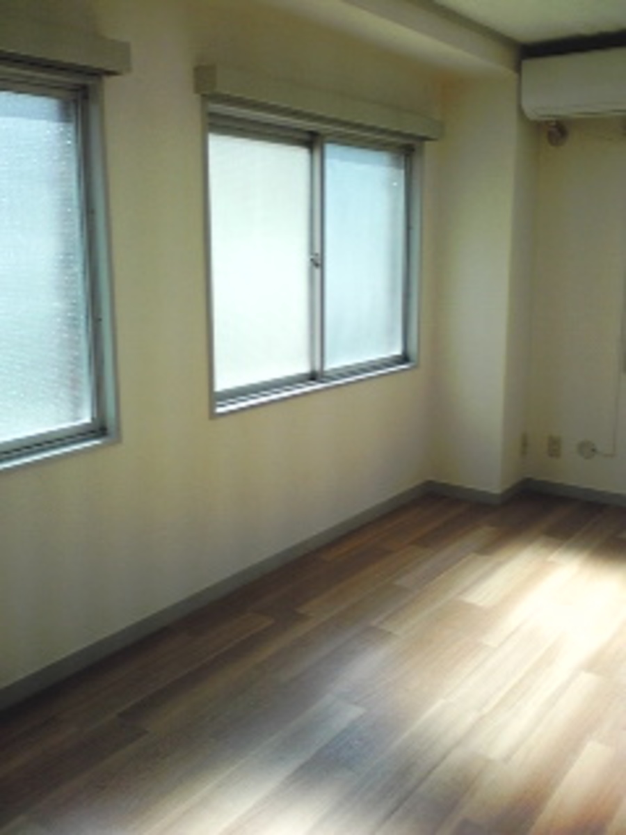 v20260303151001/fresh/building/J00100356568_9