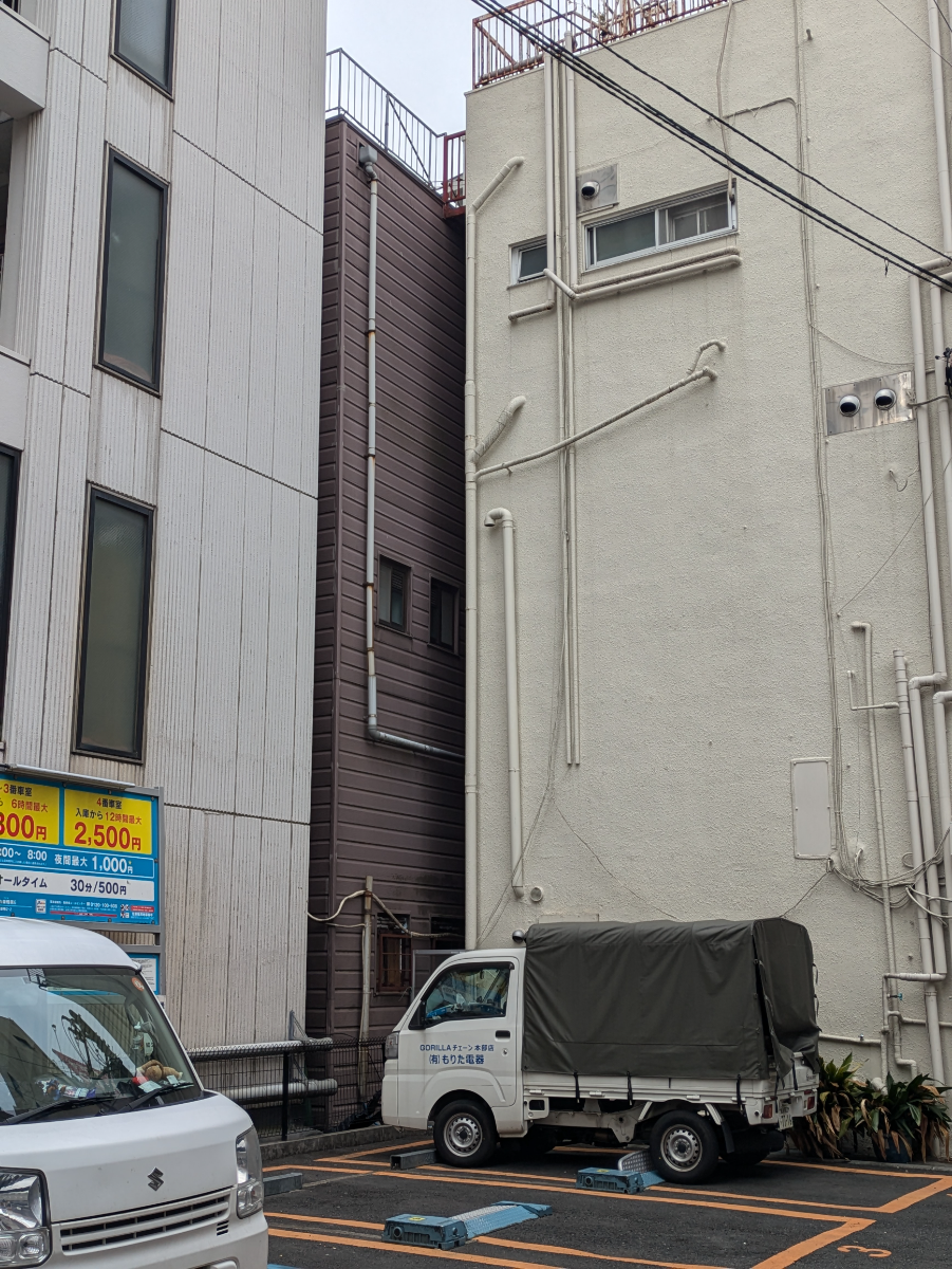 v20260310150810/fresh/building/J00100362216_15