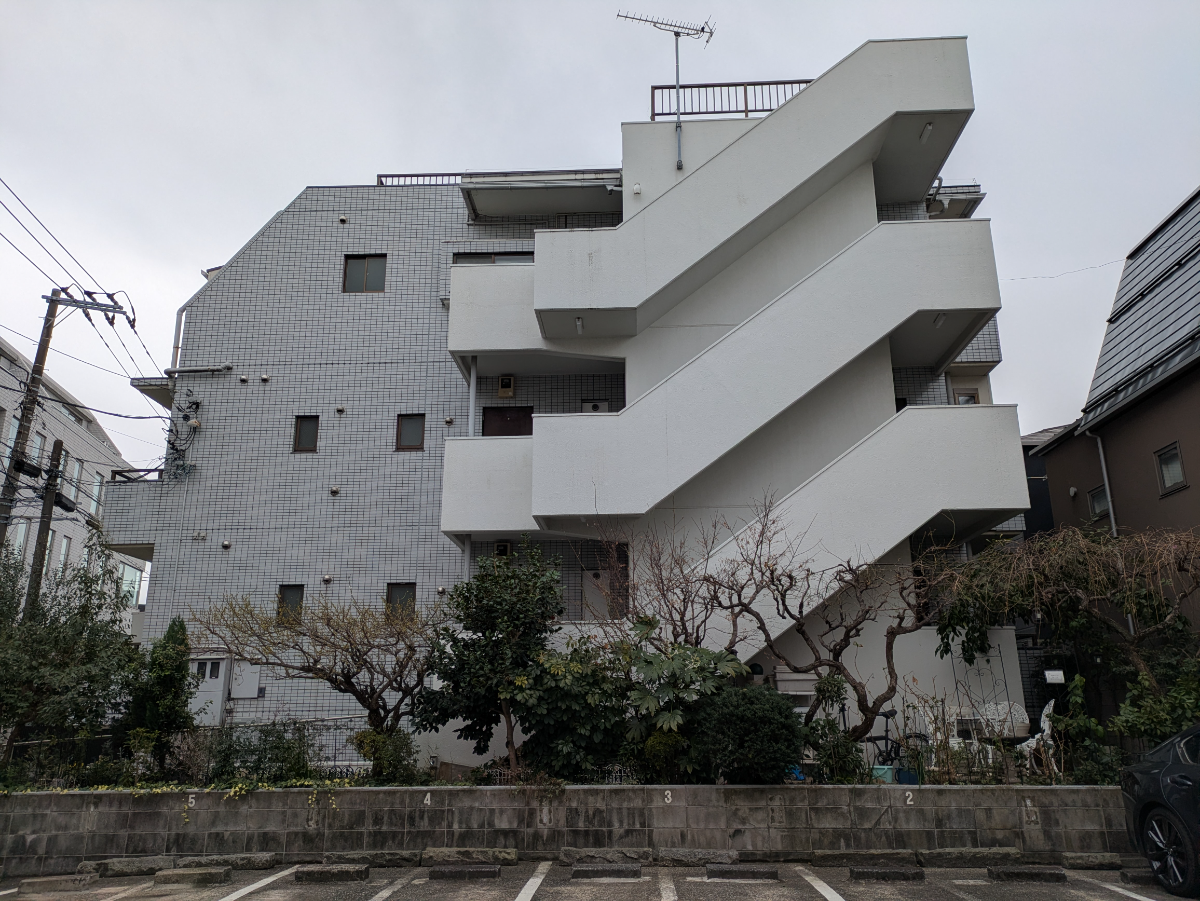v20260331151546/fresh/building/J00100432310_12