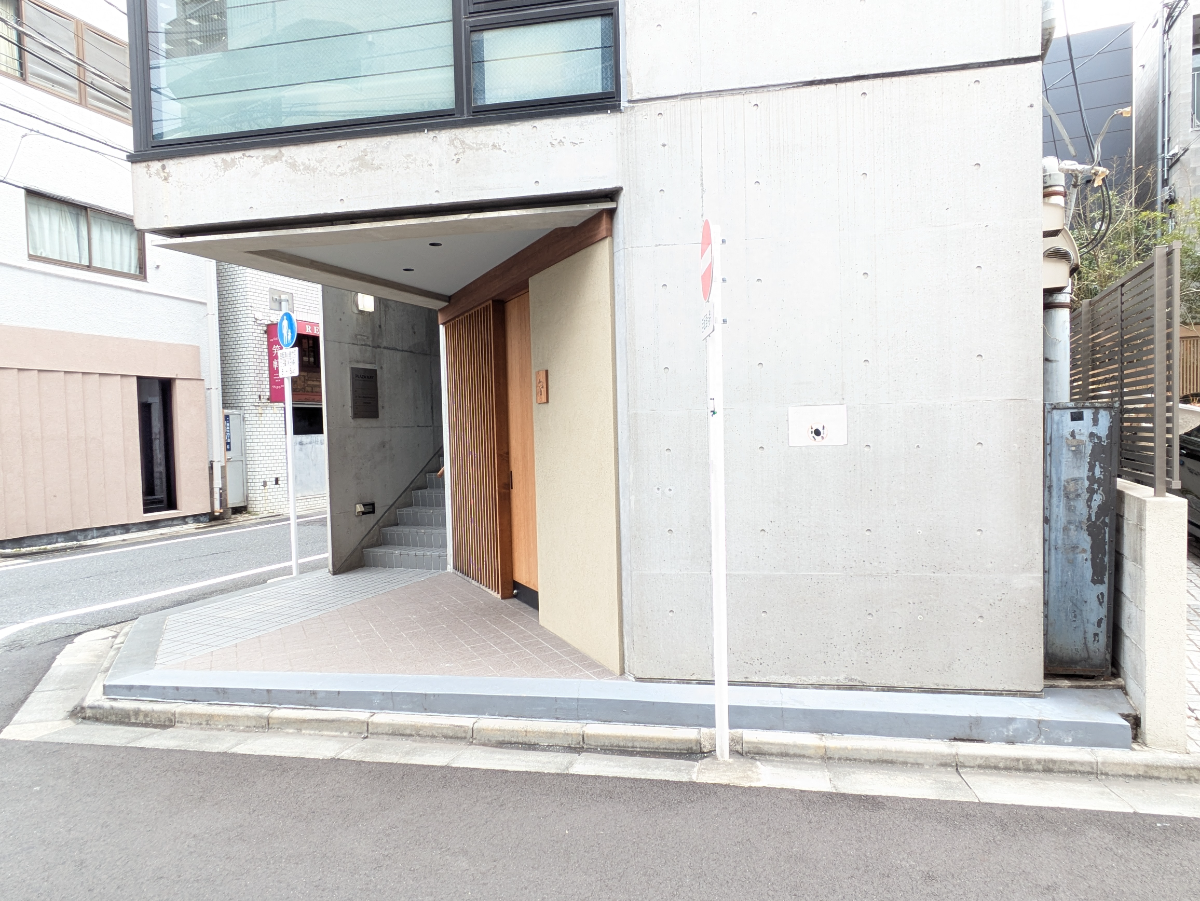 v20260331151546/fresh/building/J00100609811_10