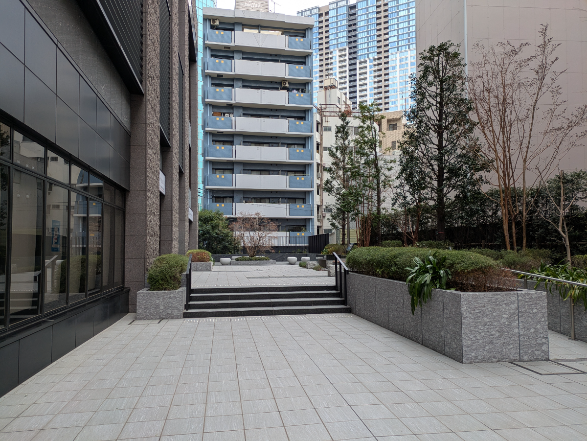 v20260406072300/fresh/building/J00100360432_29