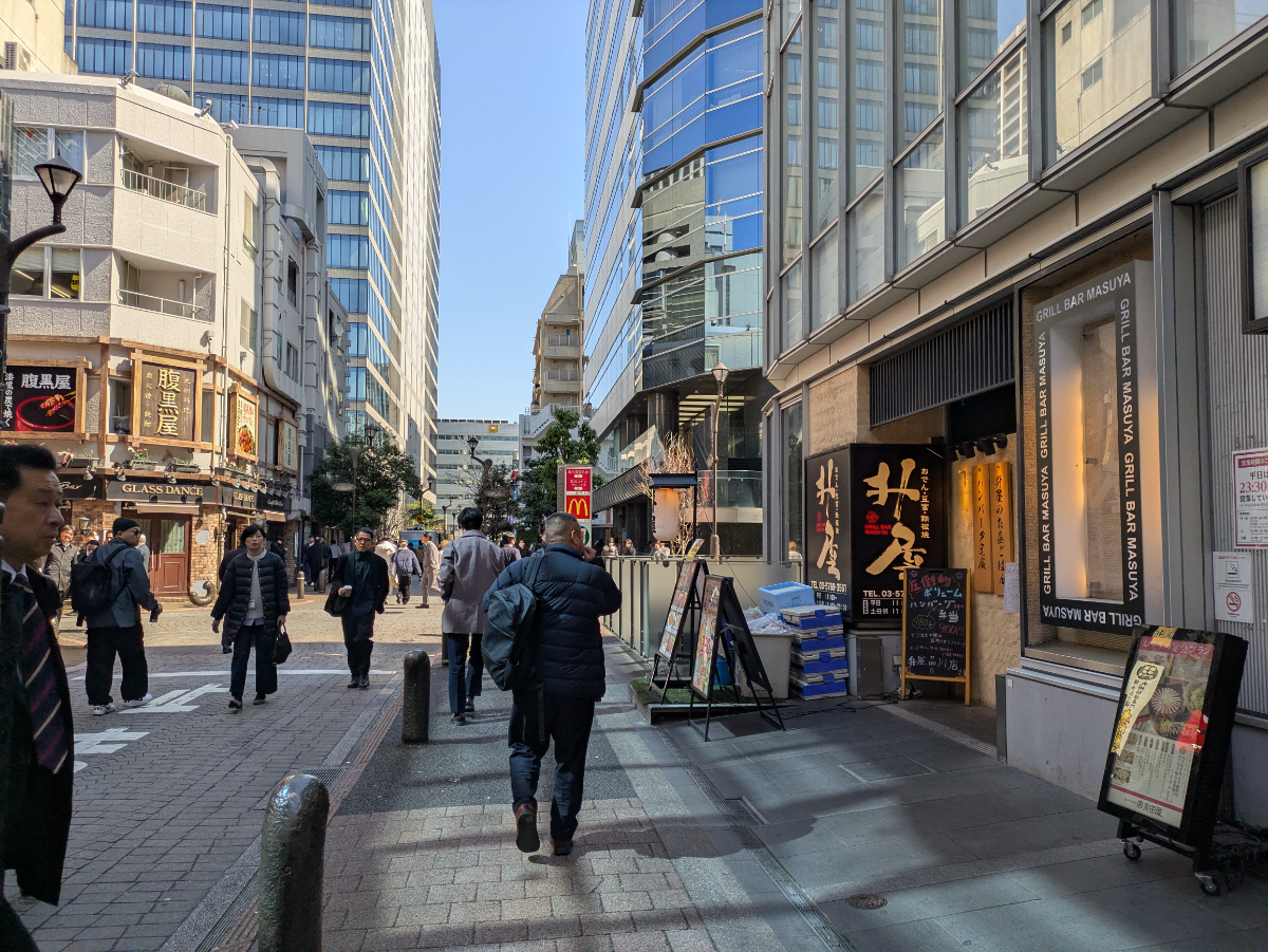 v20260406072300/fresh/building/J00100367373_16
