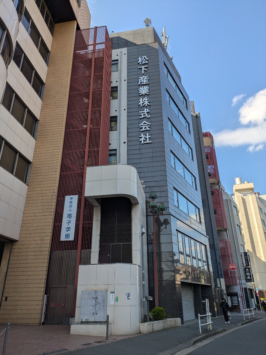 v20260406072300/fresh/building/J00100373279_17