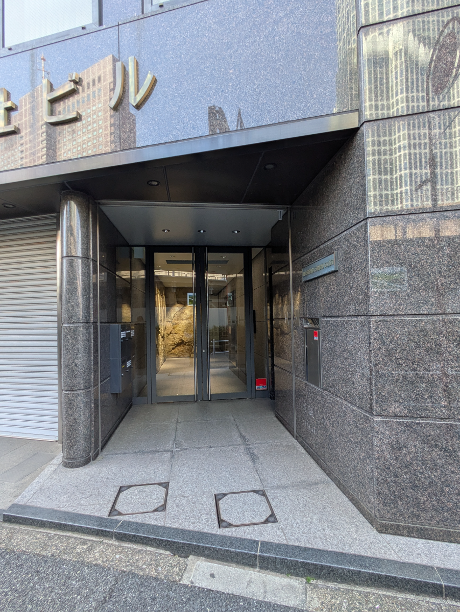 v20260406072300/fresh/building/J00100373279_3