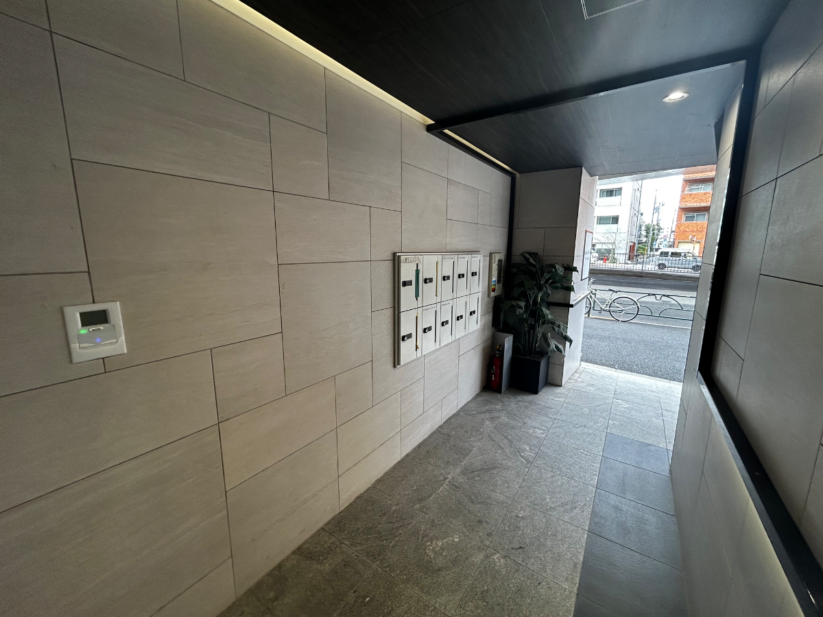 v20260406072300/fresh/building/J00100389301_6
