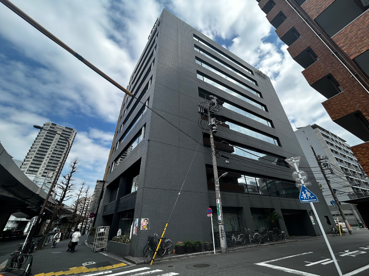 v20260406072300/fresh/building/J00100390516_22