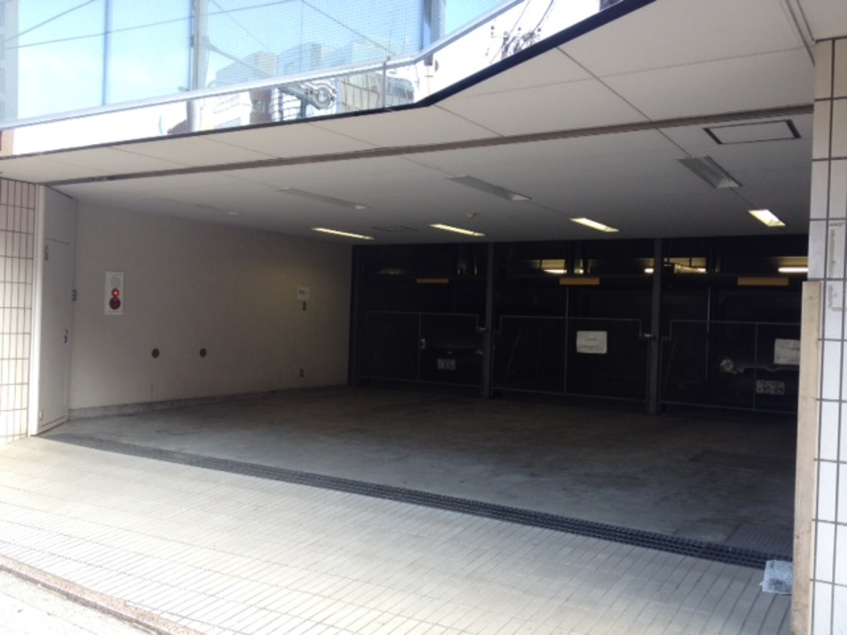 v20260406072300/fresh/building/J00100390646_12