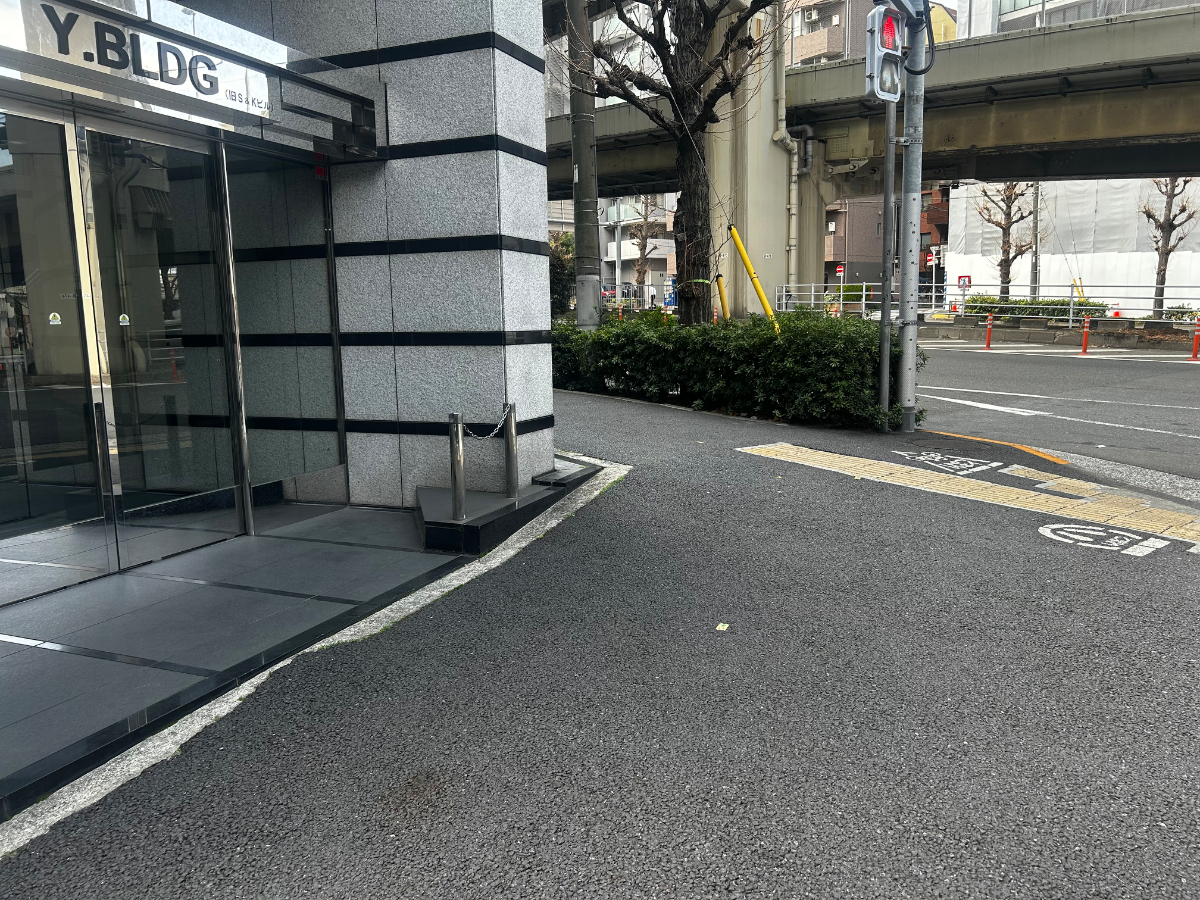 v20260406072300/fresh/building/J00100394333_10
