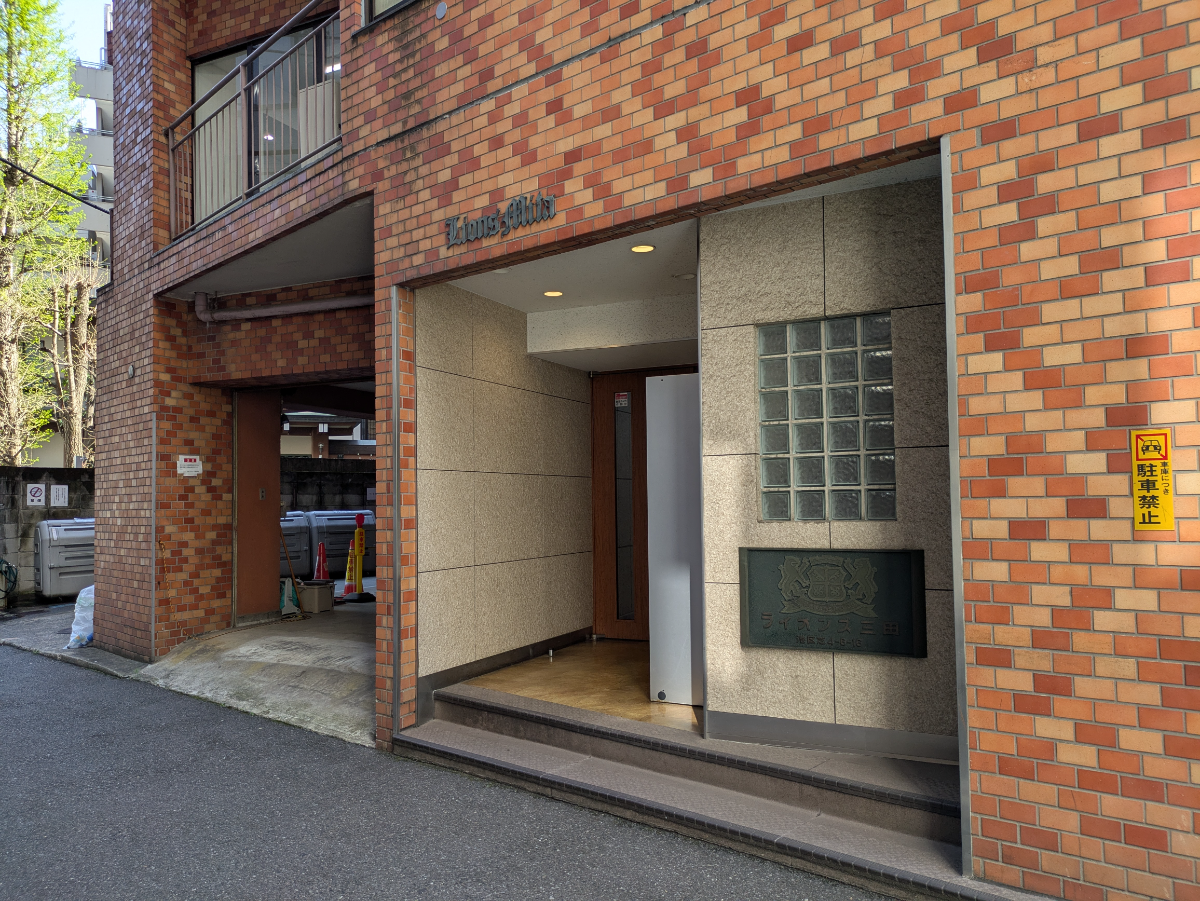 v20260410151004/fresh/building/J00100384927_3