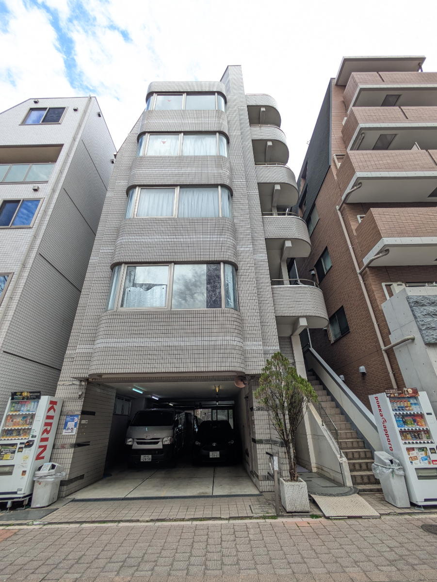 v20260410151004/fresh/building/J00100386427_1