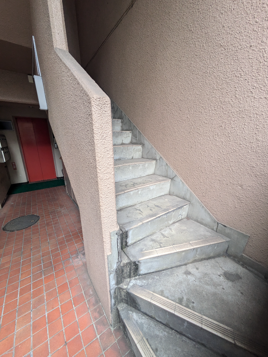v20260411150636/fresh/building/J00100372179_23
