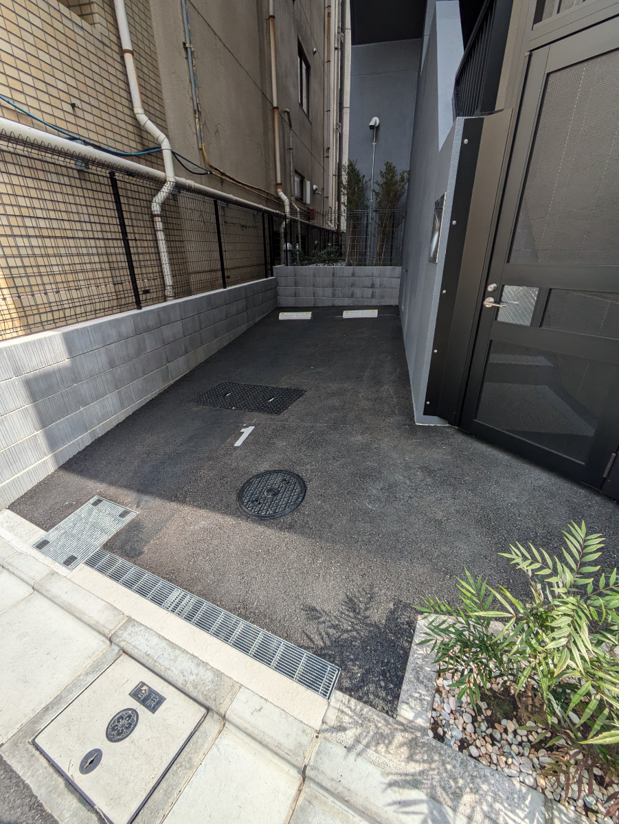 v20260411150636/fresh/building/J00100633965_9