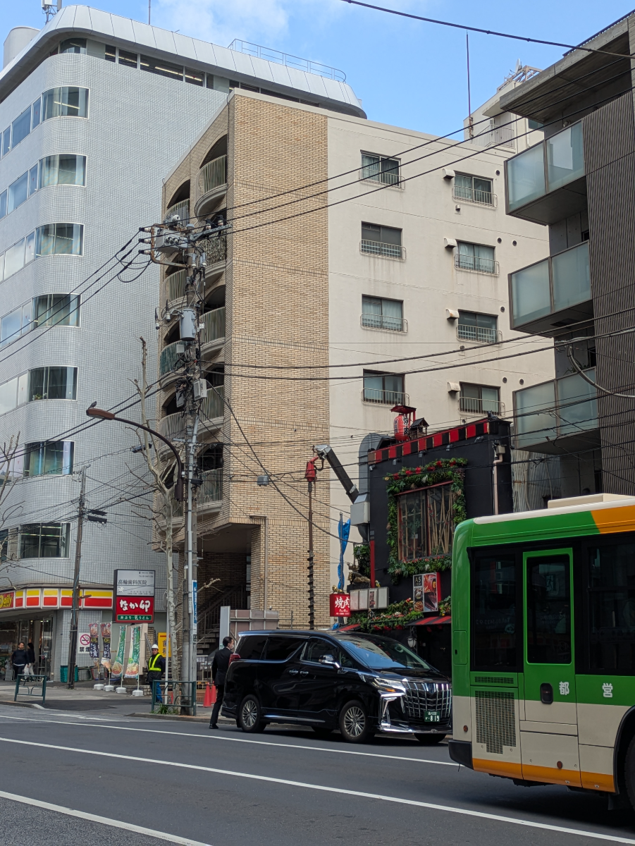 v20260412150635/fresh/building/J00100433315_8