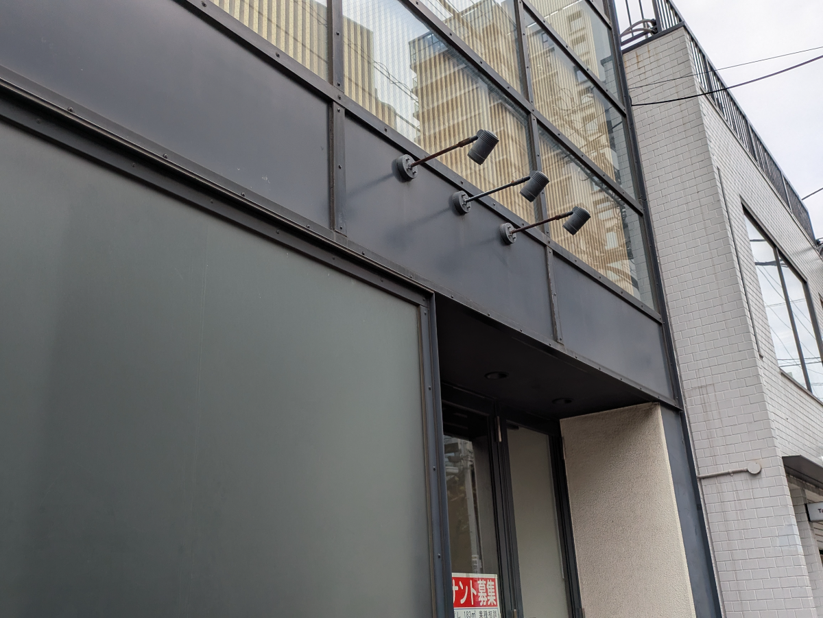 v20260420150858/fresh/building/J00100633585_9