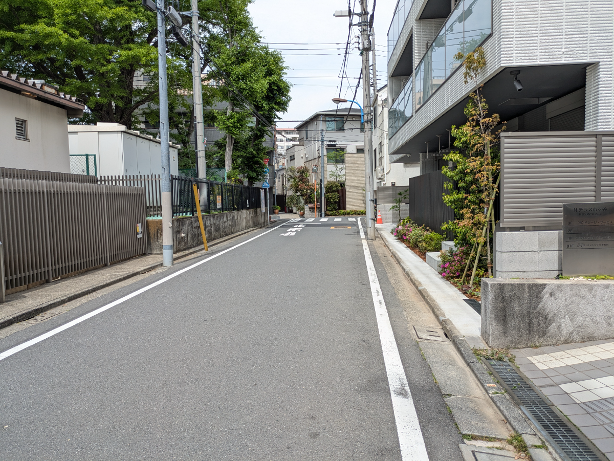 v20260429150637/fresh/building/J00100432216_2