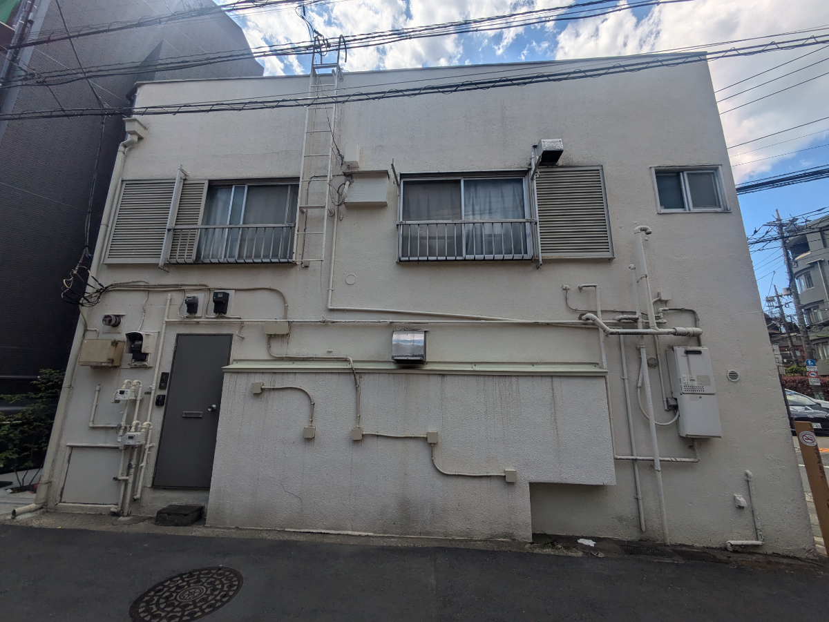 v20260501150758/fresh/building/J00100357657_10