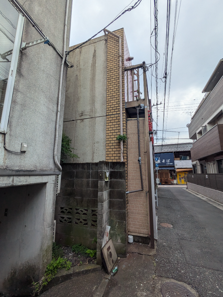 v20260501150758/fresh/building/J00100357786_8