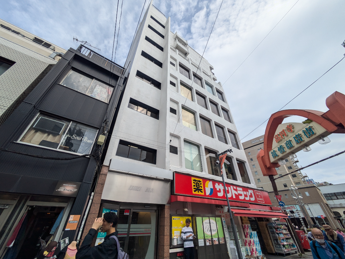 v20260501150758/fresh/building/J00100357797_7