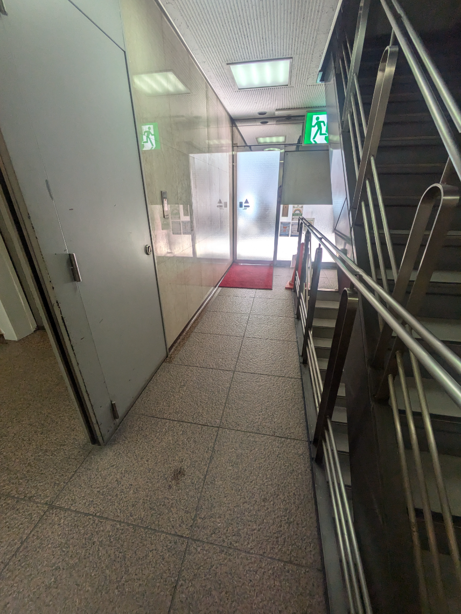 v20260501150758/fresh/building/J00100360082_12
