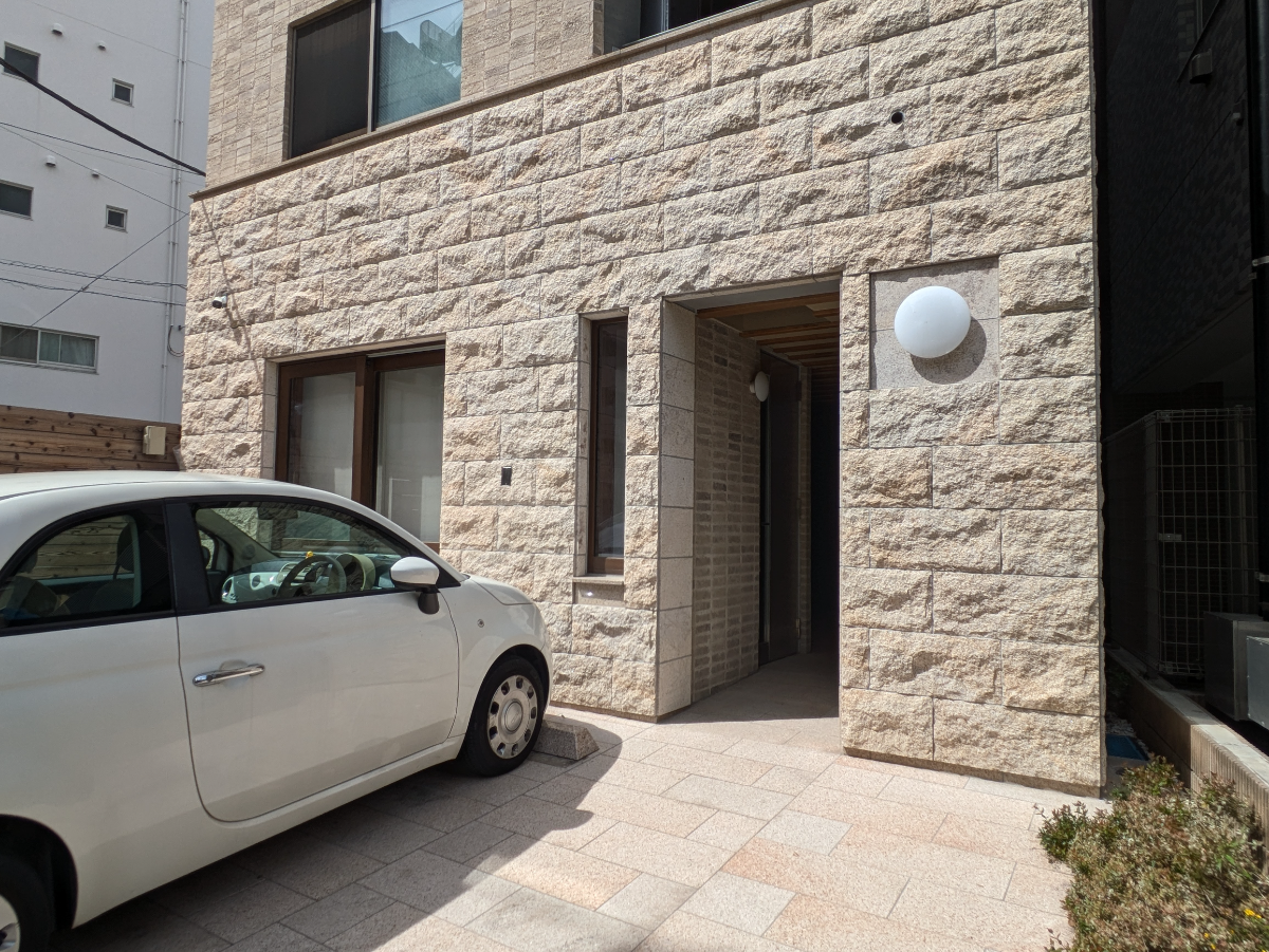 v20260501150758/fresh/building/J00100636684_15