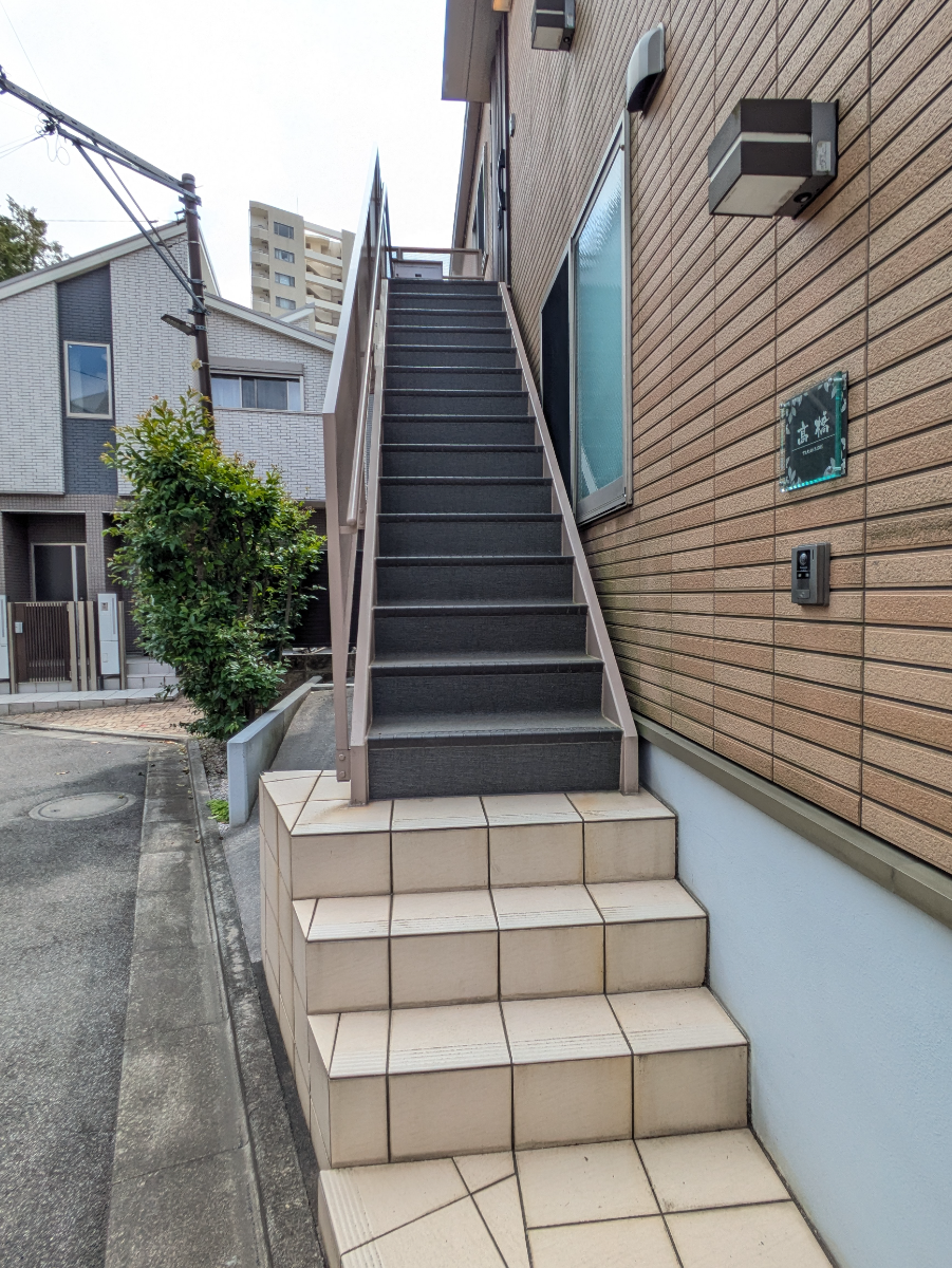 v20260522150901/fresh/building/J00100640235_4